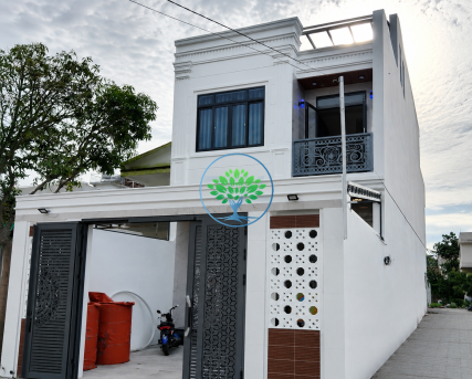 Nhà phố tân cổ điển — Hồ Trung Thành